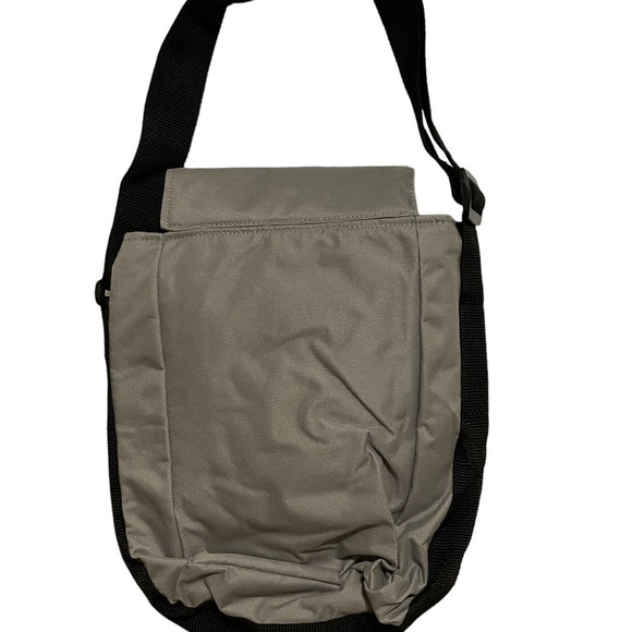 Gray and Black Durable Shoulder Bag Lunch Box - Picture 2 of 5